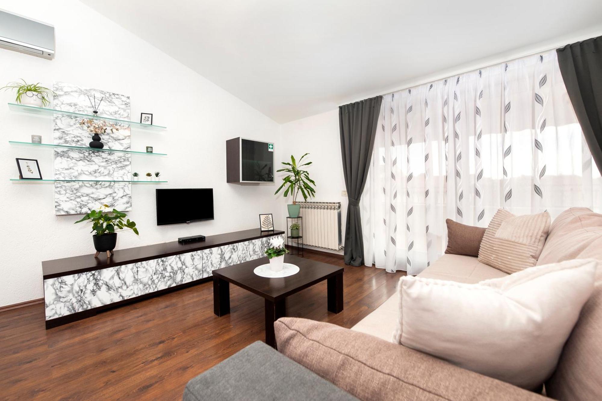 Mate & Mira Apartment Rovinj Bagian luar foto
