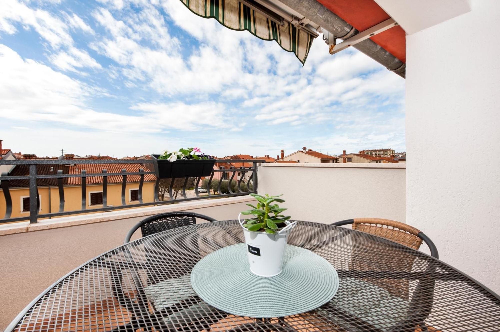Mate & Mira Apartment Rovinj Bagian luar foto