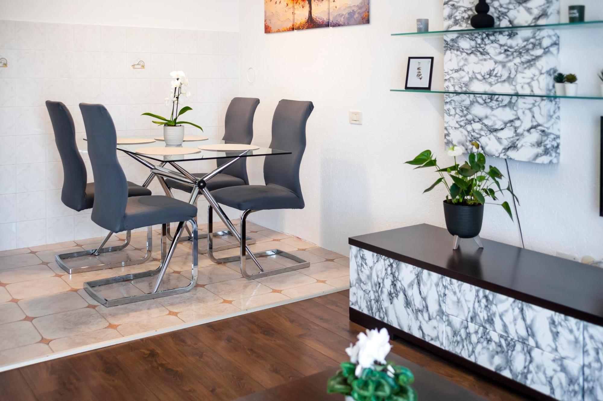 Mate & Mira Apartment Rovinj Bagian luar foto