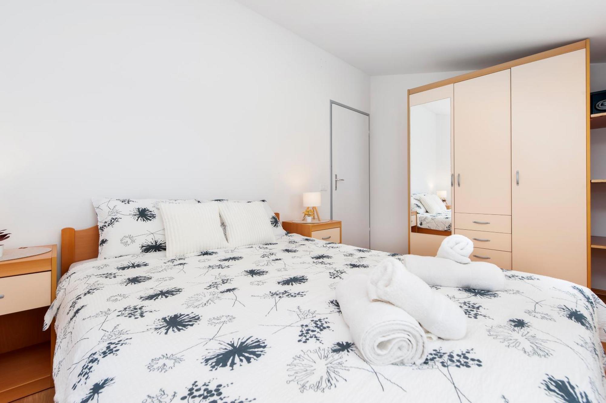 Mate & Mira Apartment Rovinj Bagian luar foto